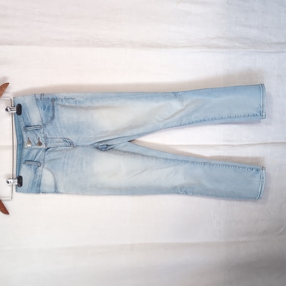Refuge Light Wash Faded Midrise Double Button Skinny Jean Size 0 - Picture 1 of 5